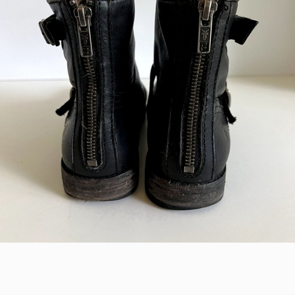 Frye Women's Black Genuine Leather Engineer Ankle Buckle Boot 7 - Picture 8 of 11